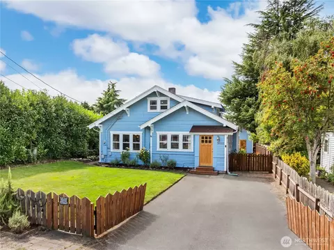 3002 Locust Ave W, University Place, WA 98466