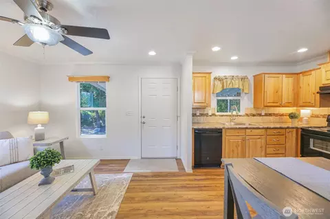 23708 Locust Way #26B, Bothell, WA 98021 photo 3