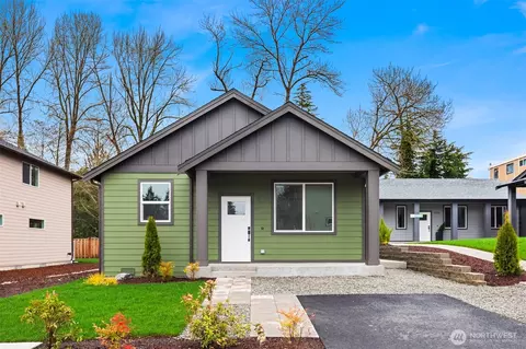 12242 13th Pl SW #4C, Burien, WA 98146