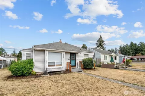 4709 S American Lake Blvd, Tacoma, WA 98409