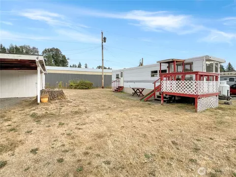 10900 Kuhlman Rd SE #4, Olympia, WA 98513