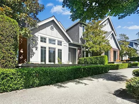 2300 NE Park Dr, Issaquah, WA 98029