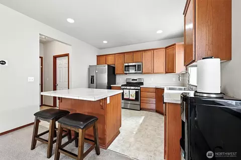 Kitchen - 6627 Beverly Blvd #A, Everett, WA 98203 photo 3 of 5