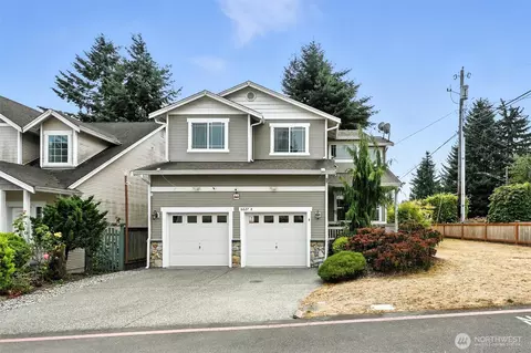 Exterior - 6627 Beverly Blvd #A, Everett, WA 98203 photo 6 of 7