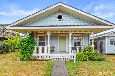 1108 18th St, Anacortes, WA 98221