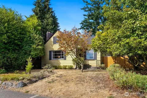 8445 30th Ave SW, Seattle, WA 98126