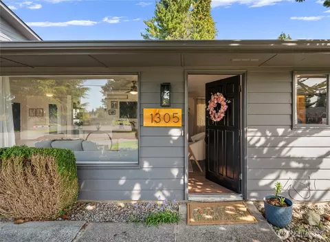 1305 Lake View Ave, Snohomish, WA 98290