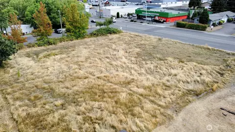 1229 E 72nd St, Tacoma, WA 98404