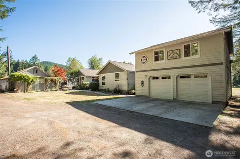 42107 NE Yale Bridge Rd, Amboy, WA 98601