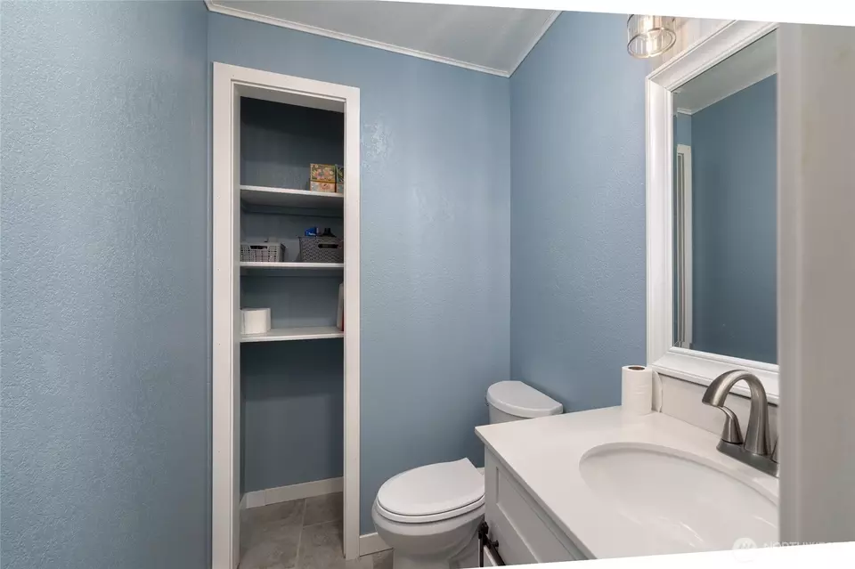 Bath - 1928 N 35th St, Mount Vernon, WA 98273 photo 2 of 2