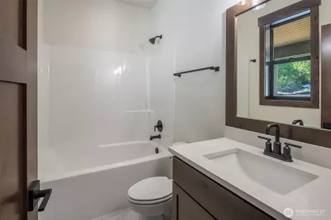 Bath - 81 Bitterroot Ln, Ronald, WA 98940 photo 1 of 3