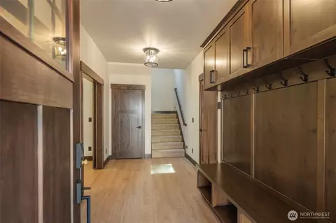 Entry Way - 81 Bitterroot Ln, Ronald, WA 98940 photo 1 of 1