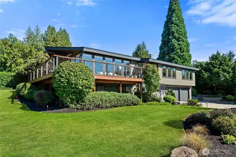2404 64th Ave SE, Mercer Island, WA 98040