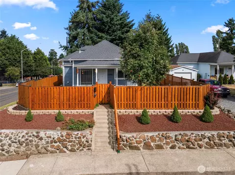 2501 S Hosmer St, Tacoma, WA 98405