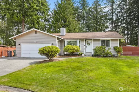 1807 SW 352nd Pl, Federal Way, WA 98023