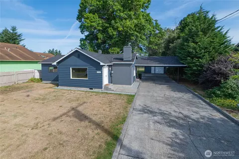 2948 Arnie Rd, Custer, WA 98240