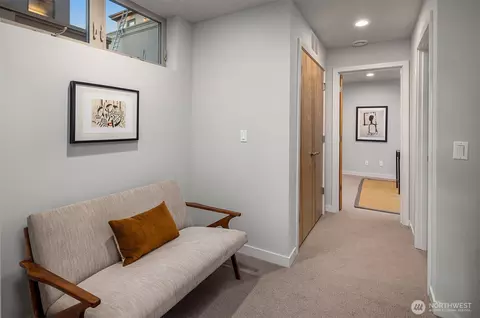 Entry Way - 724 Belmont Pl E, Seattle, WA 98102 photo 1 of 1