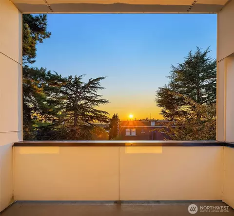 Other - 724 Belmont Pl E, Seattle, WA 98102 photo 1 of 5