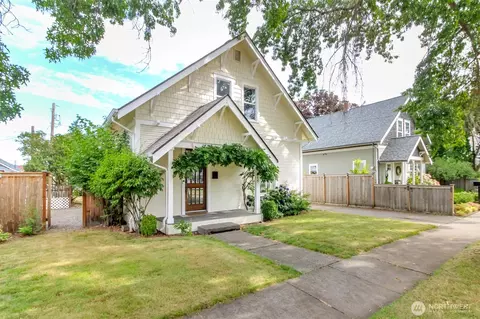 315 6th Ave NW, Puyallup, WA 98371