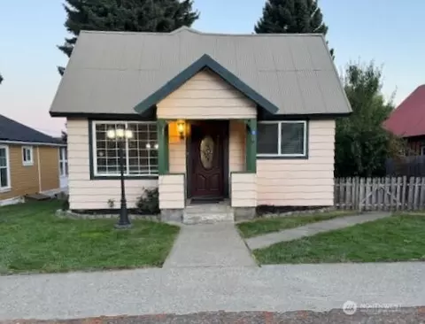 102 W Utah Ave, Roslyn, WA 98941