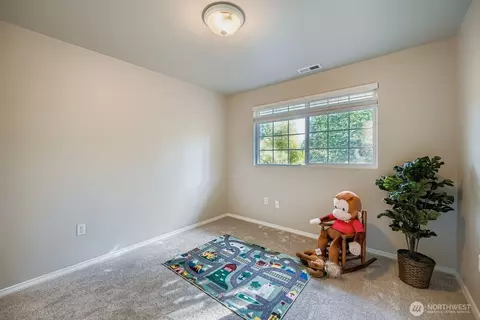 Bedroom - 22408 Meridian Ave S, Bothell, WA 98021 photo 5 of 5