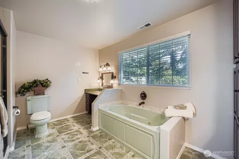 Bath - 22408 Meridian Ave S, Bothell, WA 98021 photo 2 of 5