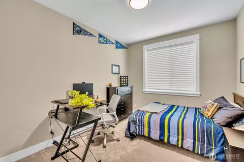 Bedroom - 23216 9th Ave SE, Bothell, WA 98021 photo 4 of 4