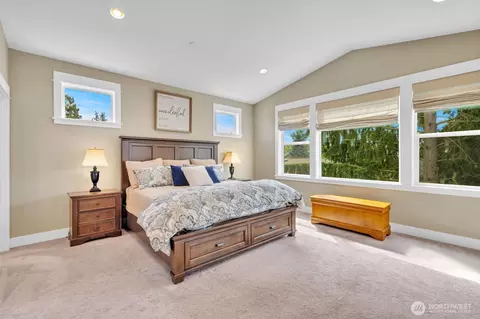 Bedroom - 23216 9th Ave SE, Bothell, WA 98021 photo 1 of 4