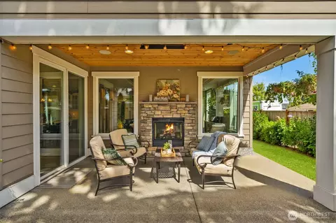 Exterior - 23216 9th Ave SE, Bothell, WA 98021 photo 4 of 6