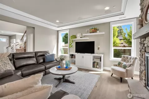 Living - 23216 9th Ave SE, Bothell, WA 98021 photo 2 of 5