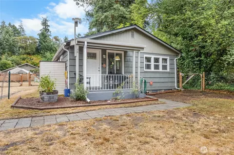 12803 Nyanza Rd, Lakewood, WA 98499
