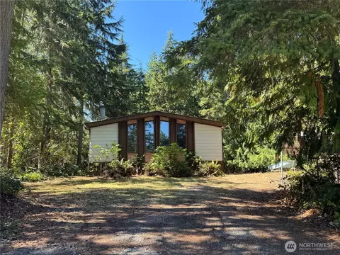 41 Sherwood Rd, Sequim, WA 98382