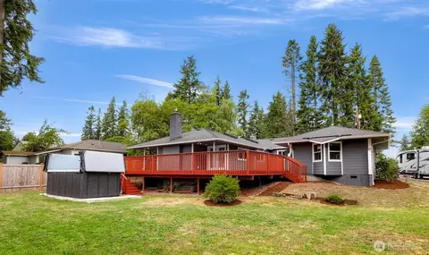 Exterior - 606 Morgan Rd, Everett, WA 98203 photo 5 of 7