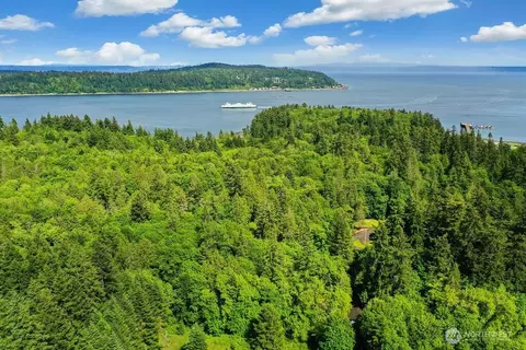7817 E Hilldale Rd, Port Orchard, WA 98366
