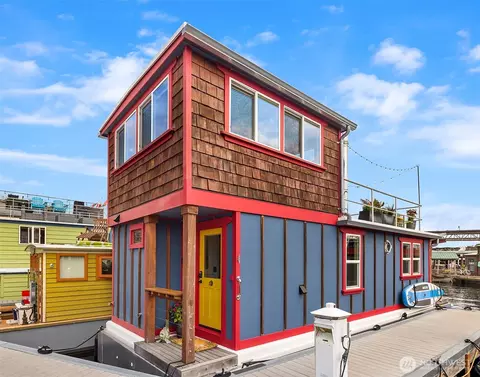 2401 N Northlake Way #F-5, Seattle, WA 98103