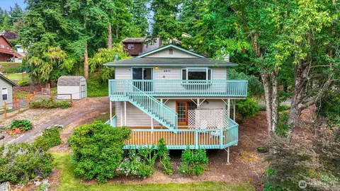 2217 36th St, Bellingham, WA 98229