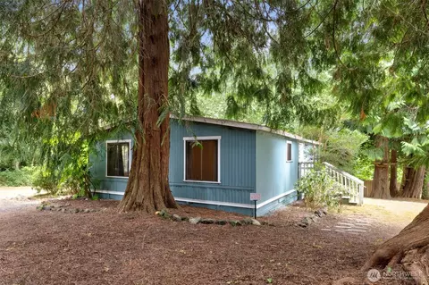 27648 Woodside Rd NE, Kingston, WA 98346