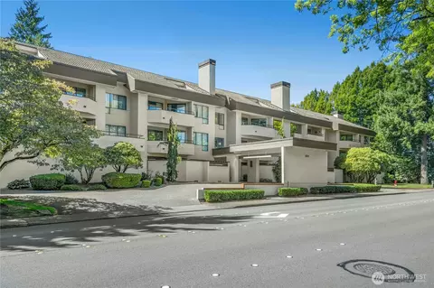 401 100th Ave NE #208, Bellevue, WA 98004