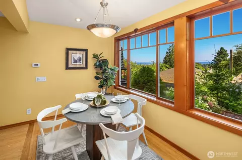 Dining - 516 23rd Ave E, Seattle, WA 98112 photo 2 of 3