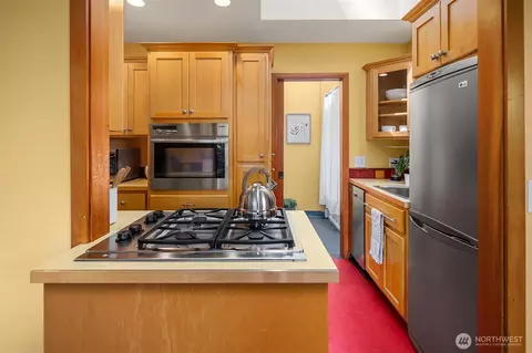 Kitchen - 516 23rd Ave E, Seattle, WA 98112 photo 1 of 3
