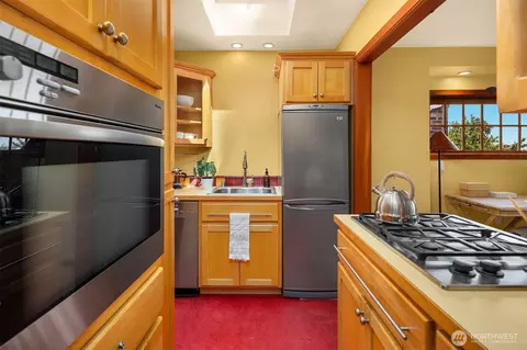 Kitchen - 516 23rd Ave E, Seattle, WA 98112 photo 3 of 3