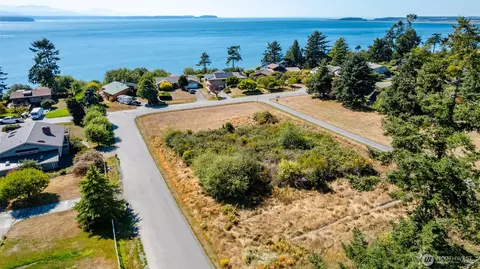 0 Gramayre Rd, Coupeville, WA 98239