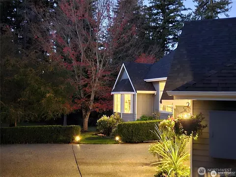 11915 189th Ave SE, Snohomish, WA 98290