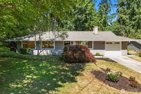 13786 NE 75th Pl, Redmond, WA 98052