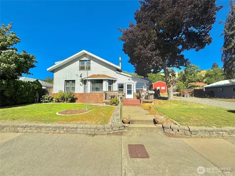 753 4th Ave N, Okanogan, WA 98840