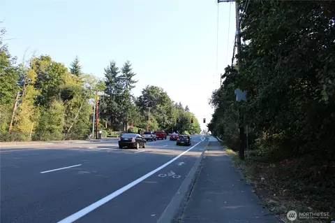 17227 1st Ave S, Burien, WA 98166