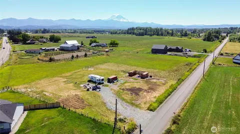 8517 258th Ave E, Buckley, WA 98321