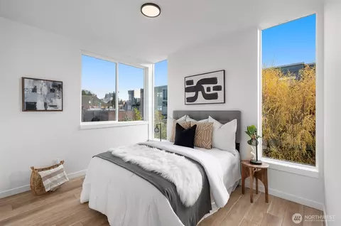 Bedroom - 730 C Broadway E #C, Seattle, WA 98102 photo 1 of 4