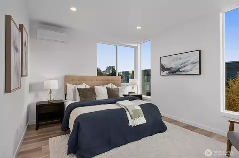 Bedroom - 730 C Broadway E #C, Seattle, WA 98102 photo 3 of 4