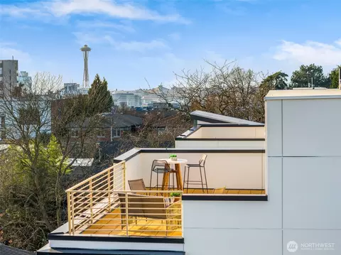Other - 730 C Broadway E #C, Seattle, WA 98102 photo 1 of 10
